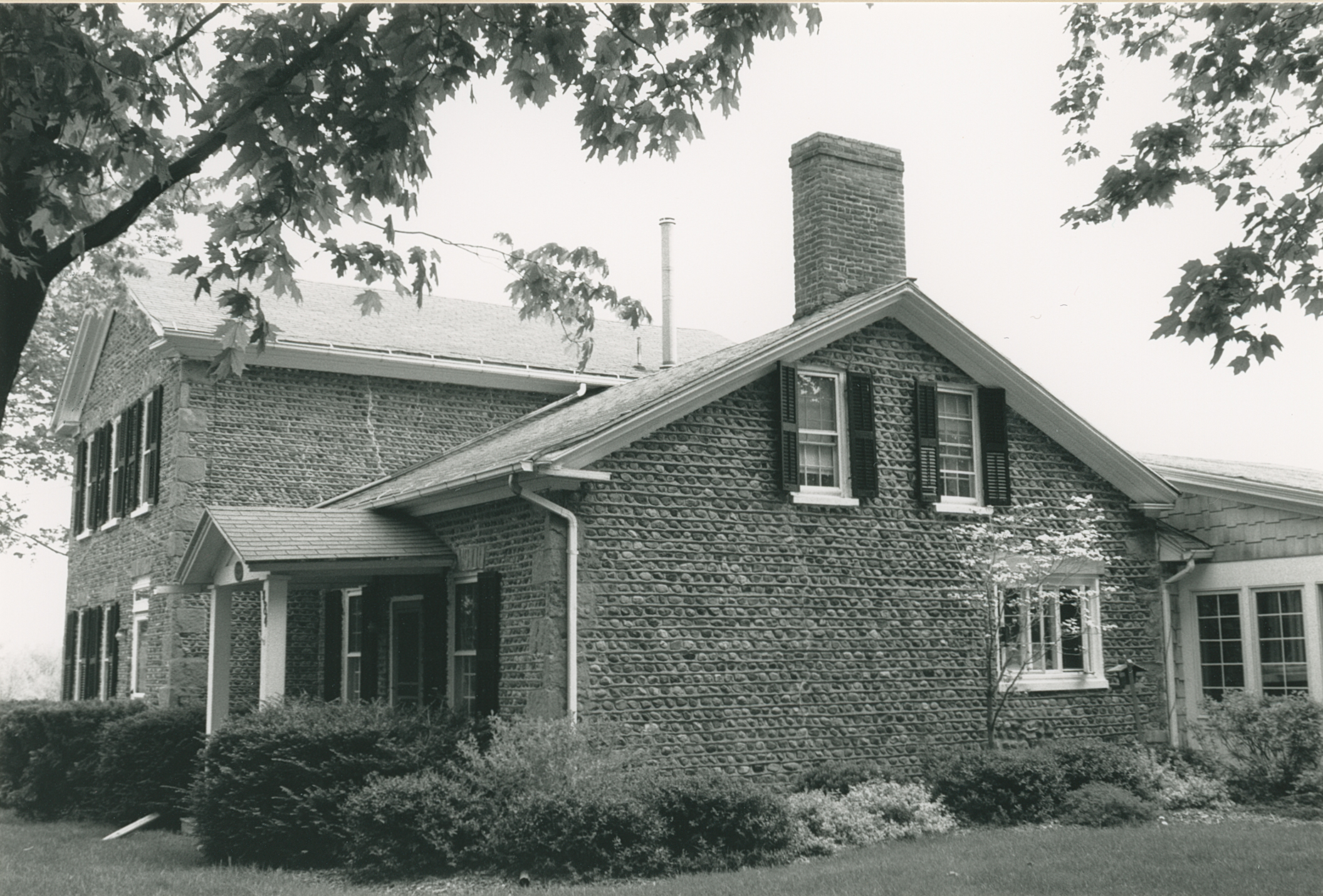 Mac-1 1484 Alderman Rd 2